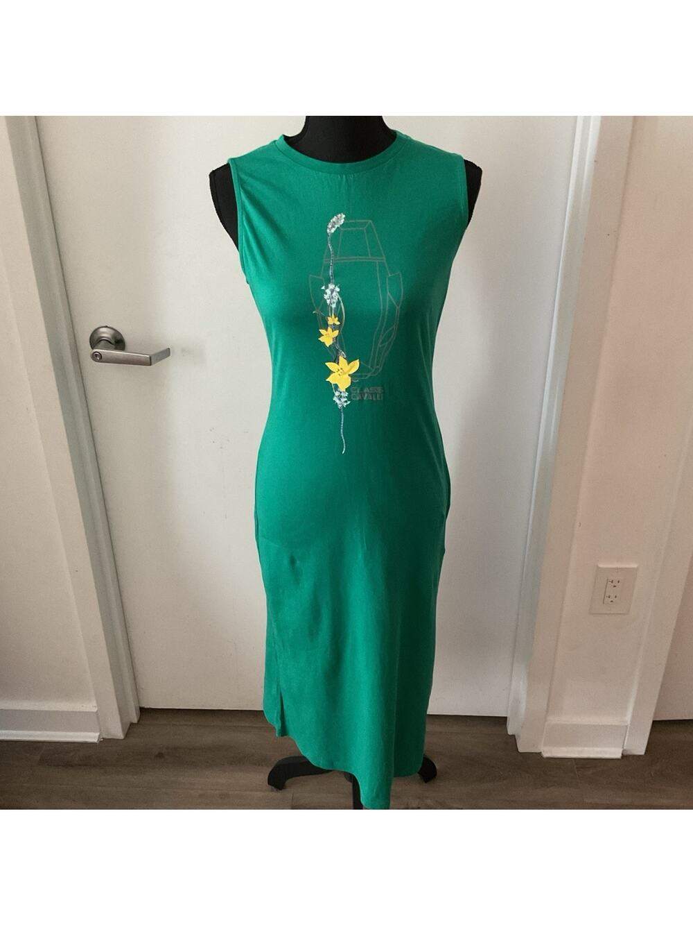 Caralli Class Sheath Dress M Green Sleeveless Midi Crew Neck Knit Stretch